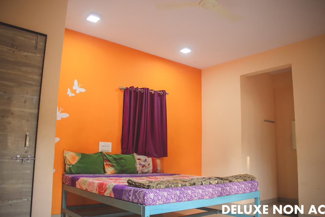 Mhatre Holiday Home Alibag Exterior photo